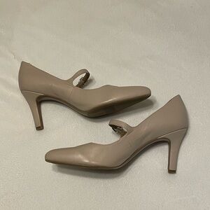 Naturalizer Taupe Mary Jane Heels